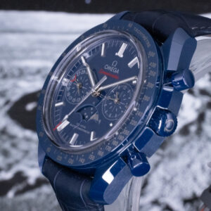 OMEGA Blue Side of the Moon, a Speedmaster Moonphase Timepiece - Image 4