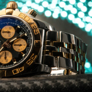 Breitling Chronomat 44 Gold Bezel B+P - Image 4