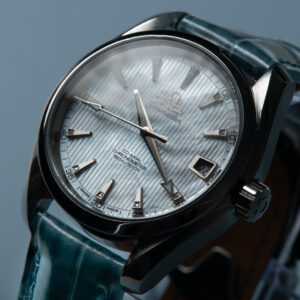 Omega Seamaster Aqua Terra Mother Of Pearl w/Box